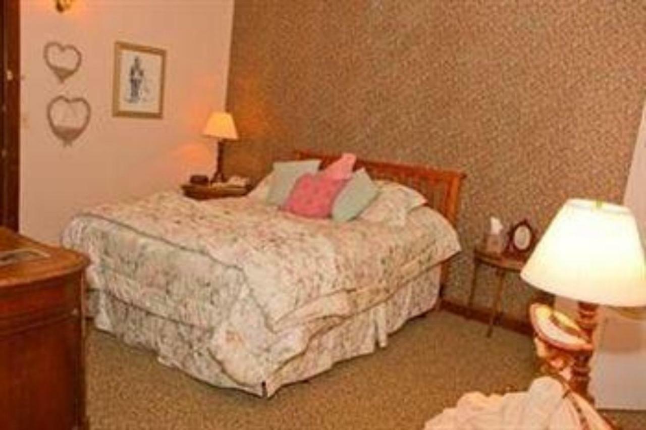 Karsten Hotel Kewaunee Extérieur photo